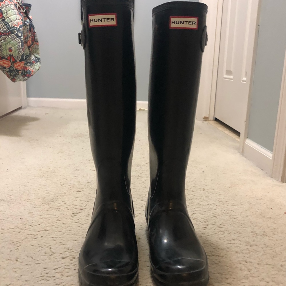 Shiny Black Hunter Boots